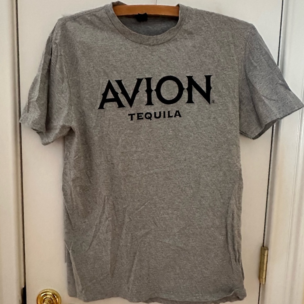 Mens Gray Avion Tequila Graphic Tee, Size Medium